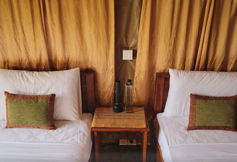 ホテル Forest Lodge Eco Camp