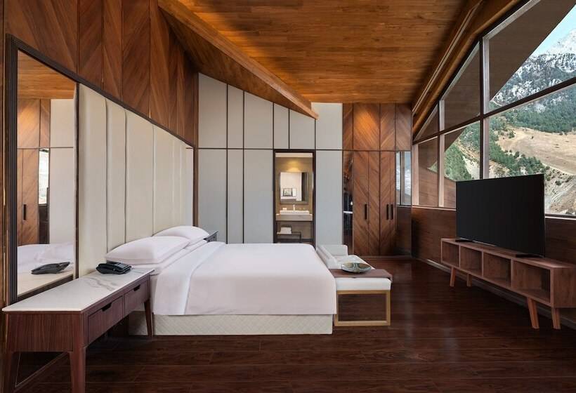 Hotel Four Points By Sheraton Sonmarg Resort