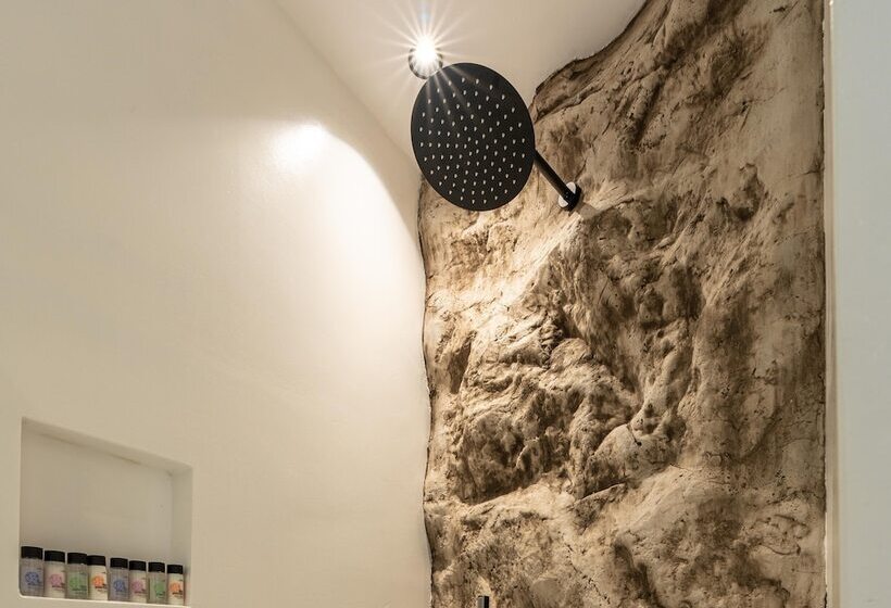 בית מלון כפרי Ftelia Black Villas