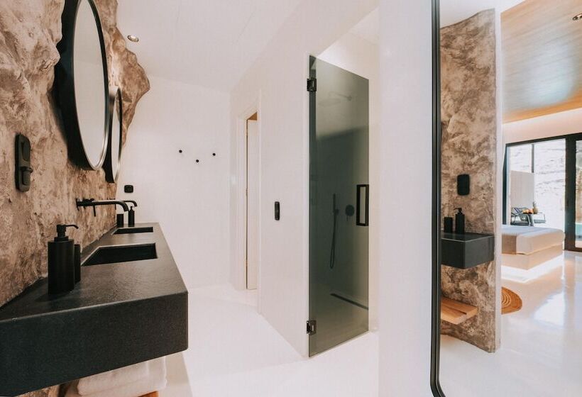 בית מלון כפרי Ftelia Black Villas