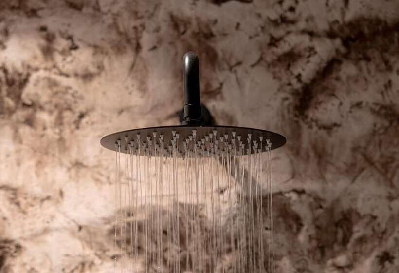 בית מלון כפרי Ftelia Black Villas