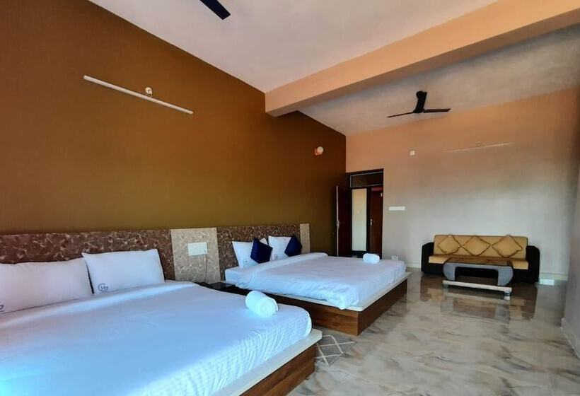 Отель Golden Heights Gokarna