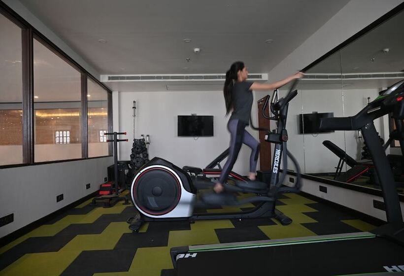 ホテル Golden Retreat