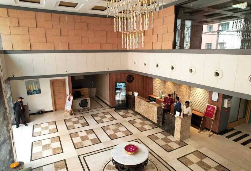 ホテル Golden Retreat