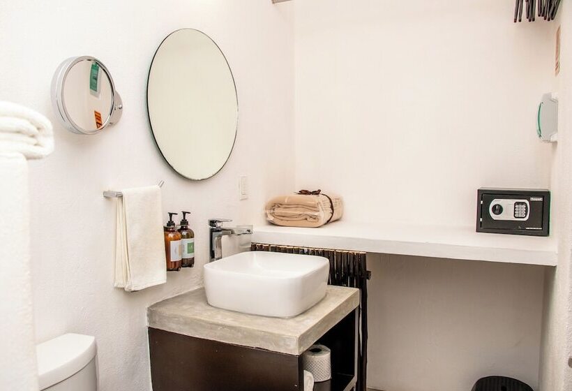 בית מלון כפרי Hau Holbox Beach Front