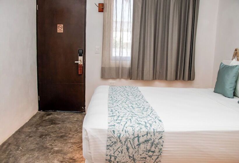 בית מלון כפרי Hau Holbox Beach Front