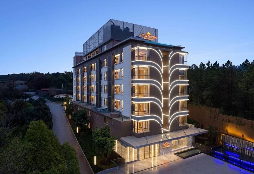 בית מלון כפרי Hawthorn By Wyndham Honghe Mile Hot Spring