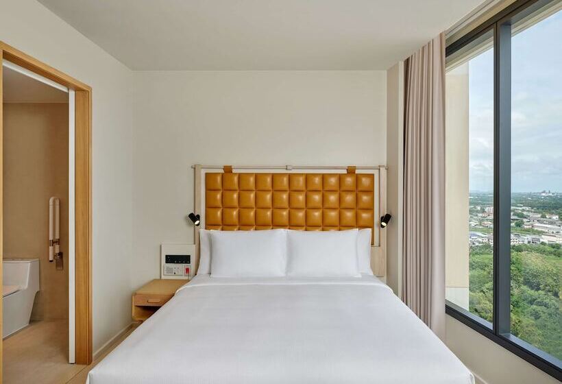 בית מלון כפרי Hilton Garden Inn Rayong