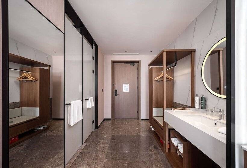 Отель Hilton Garden Inn Taiyuan Binhe