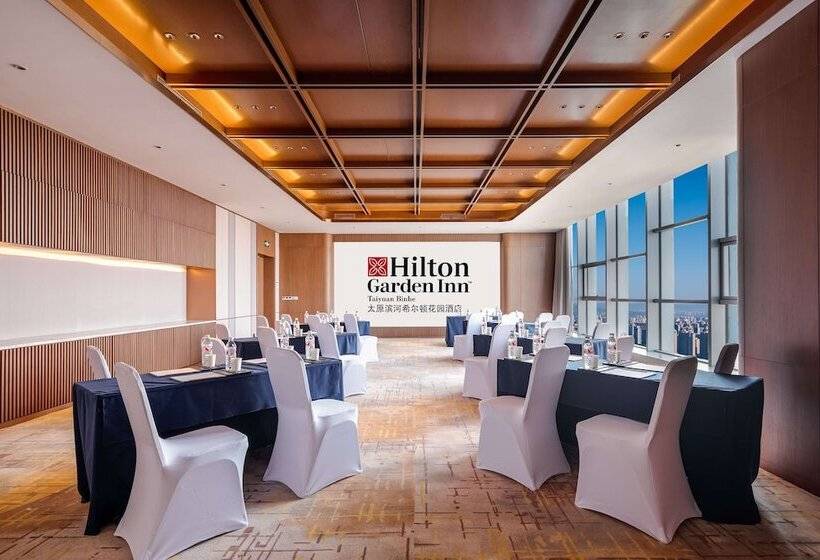 Отель Hilton Garden Inn Taiyuan Binhe