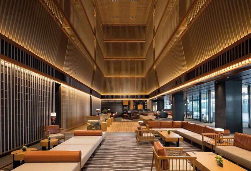هتل Hilton Kyoto
