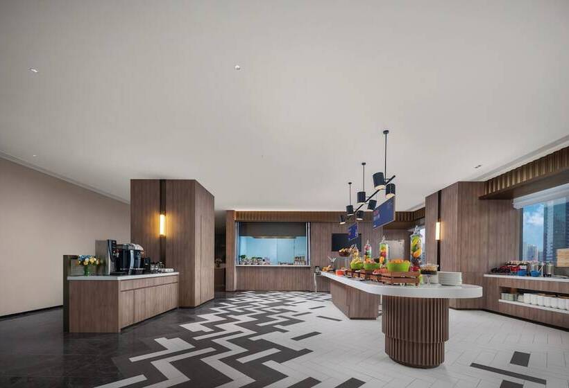 בית מלון כפרי Holiday Inn Express Shenzhen Futian Center By Ihg