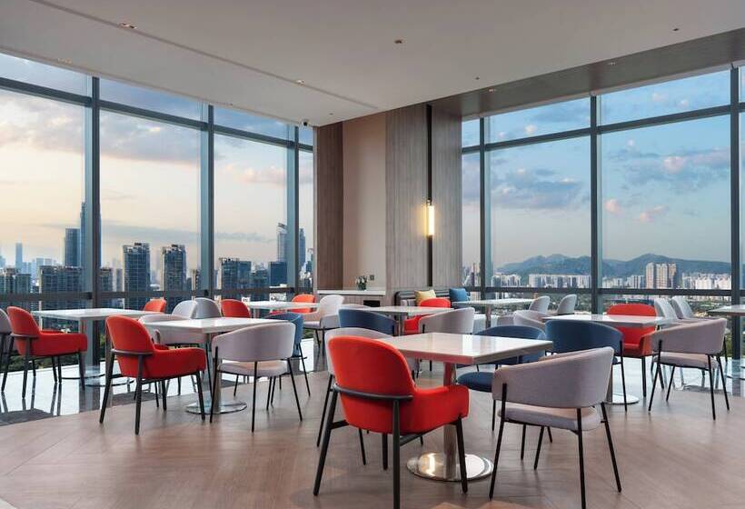 בית מלון כפרי Holiday Inn Express Shenzhen Futian Center By Ihg