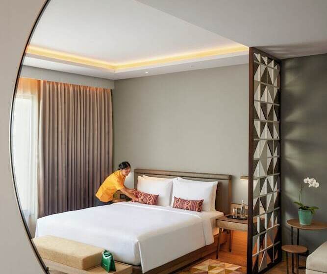 Отель Hyatt Place Aurangabad Airport