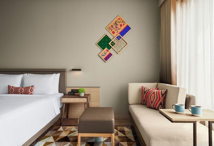 Отель Hyatt Place Aurangabad Airport