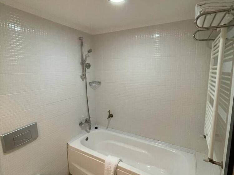 호텔 Ipeksoy Thermal