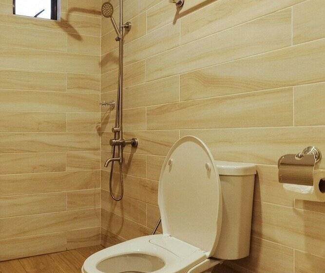 هتل Jai Cobs Suites