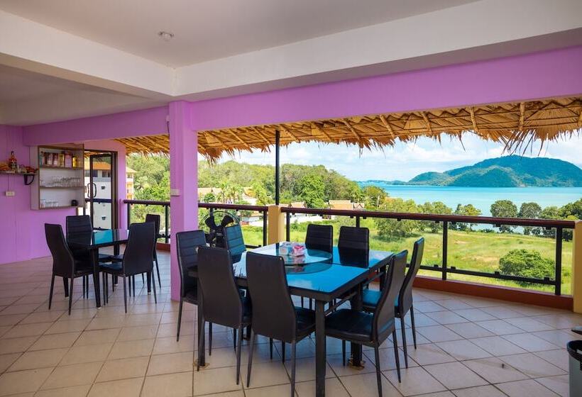 בית מלון כפרי Kana International