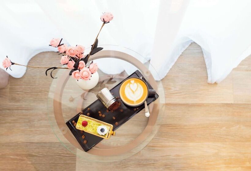 هتل Kyriad Muscat