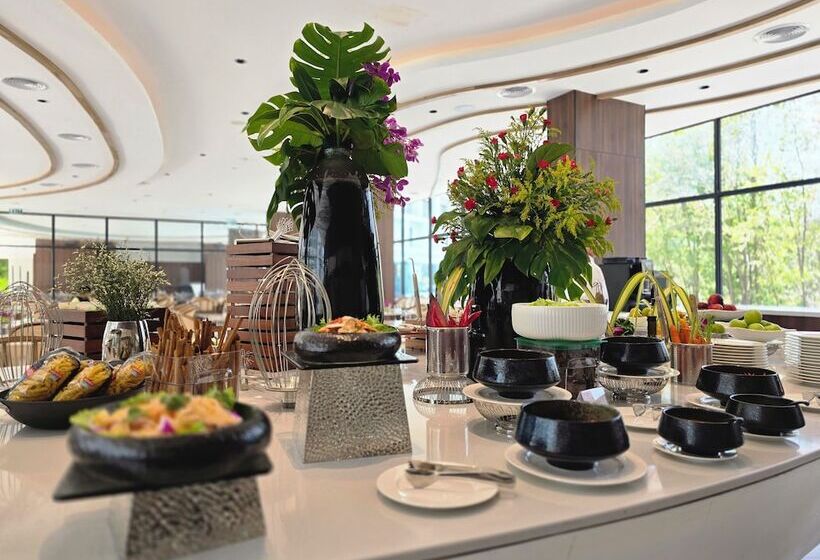 酒店 Laya Resort Phuket Island