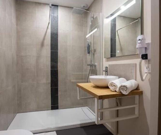 ホテル Hôtel Le Genève