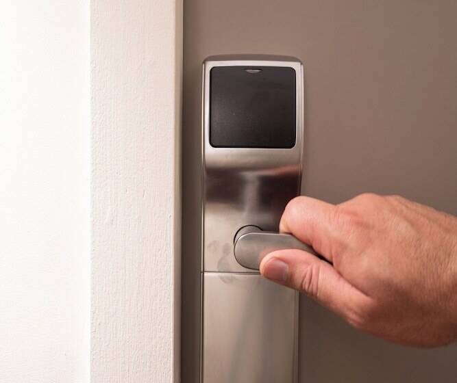 ホテル Hôtel Le Genève