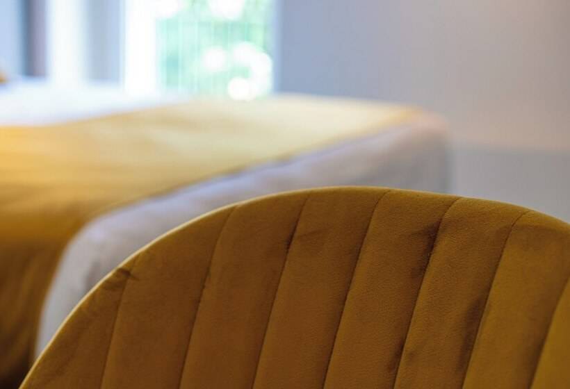 ホテル Hôtel Le Genève