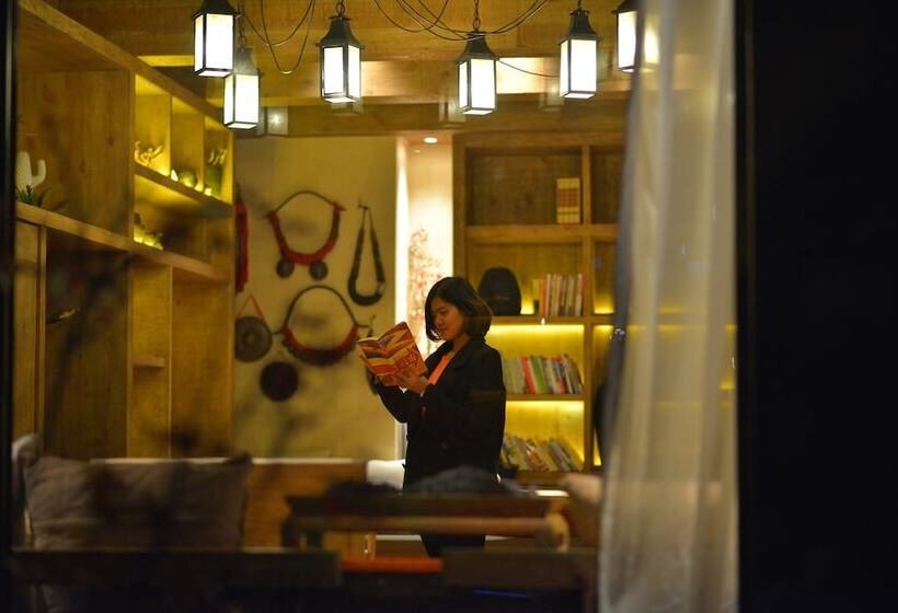 ホテル Lux Tea Horse Road Deqin Benzilan