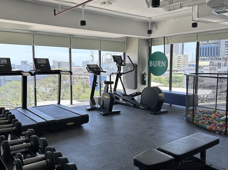 هتل Lyf Cebu City