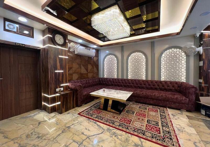 Hotel Mohammedi 1 Min Distance From Dargah Sharif