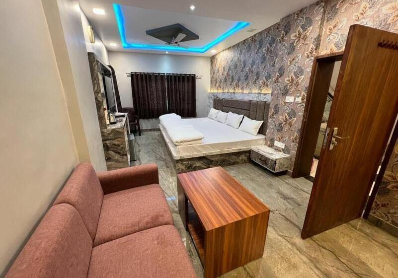 Hotel Mohammedi 1 Min Distance From Dargah Sharif