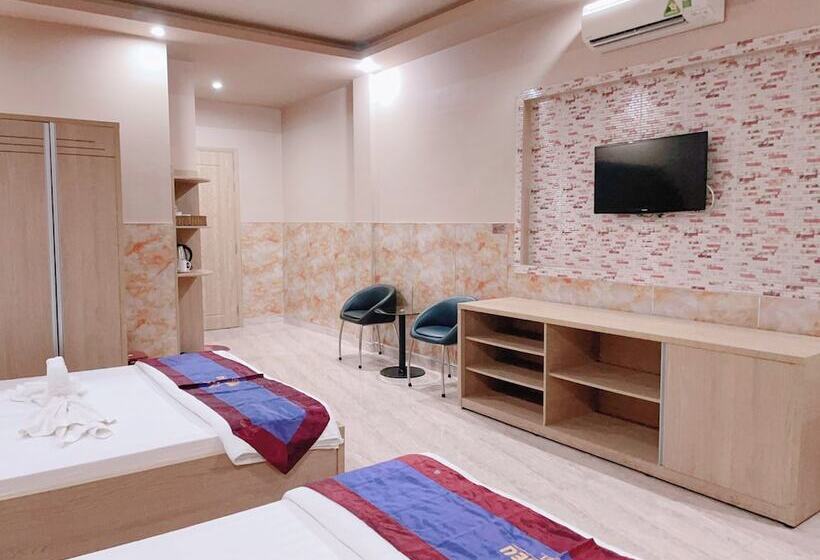 هتل Khach San Nam Kieu Ca Mau