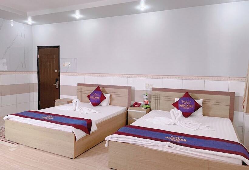 هتل Khach San Nam Kieu Ca Mau