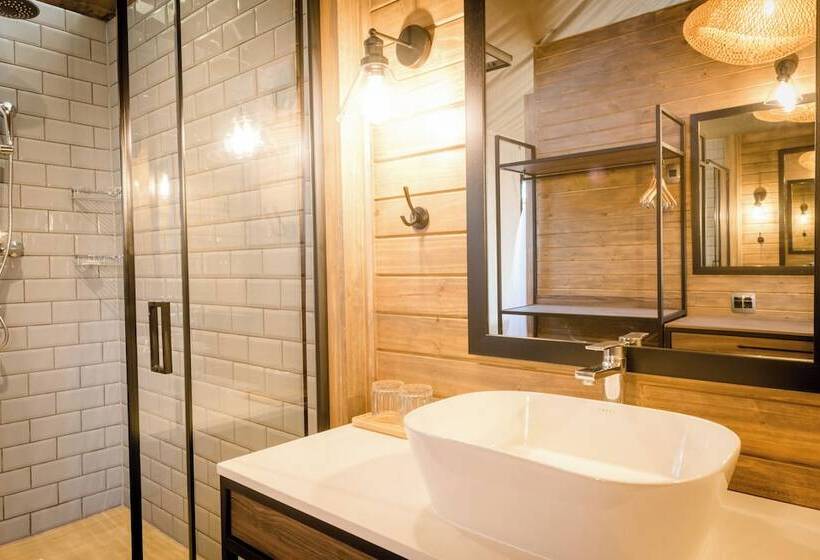 בית מלון כפרי Nkuhlu Tented Camp