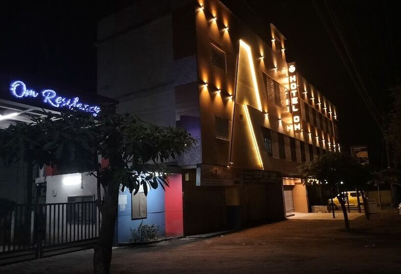 בית מלון כפרי Om