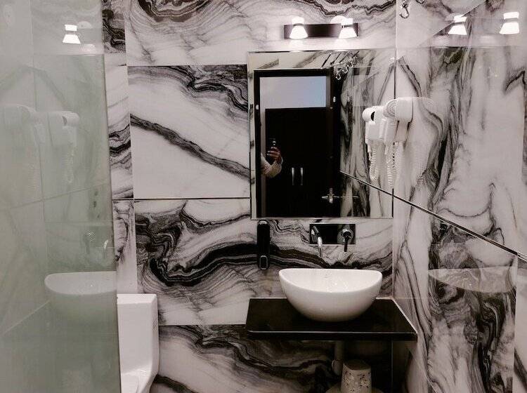 בית מלון כפרי Om