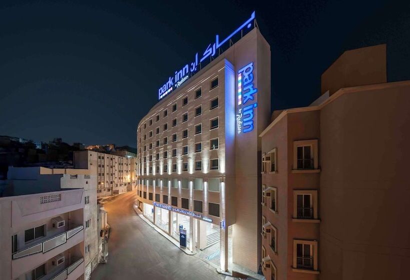 בית מלון כפרי Park Inn By Radisson Makkah Thakher Algharbi
