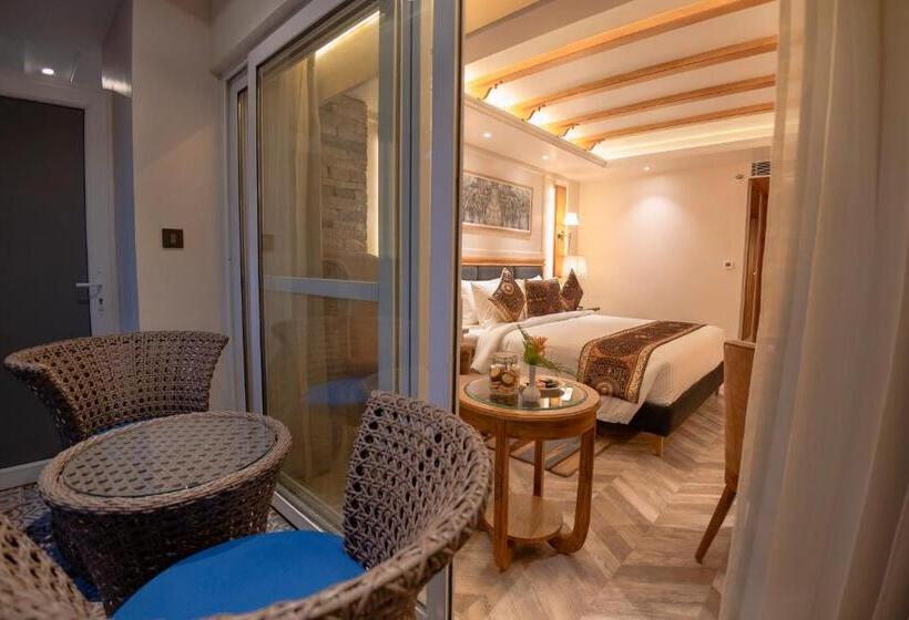 هتل Presidium Sarovar Premiere Dalhousie