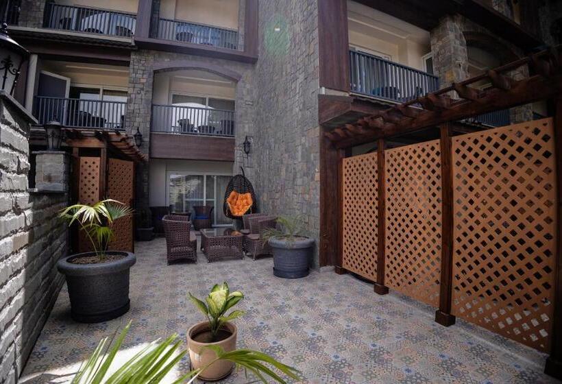 هتل Presidium Sarovar Premiere Dalhousie