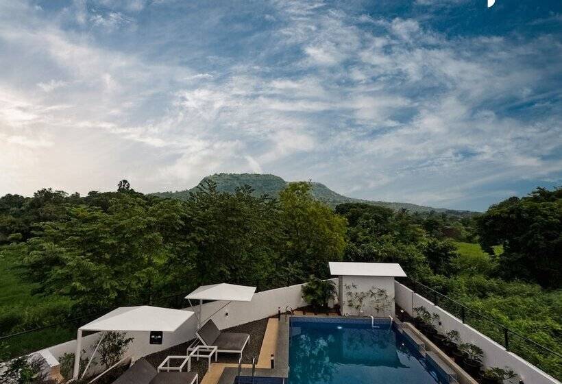 فندق Privystays Kurul Villa