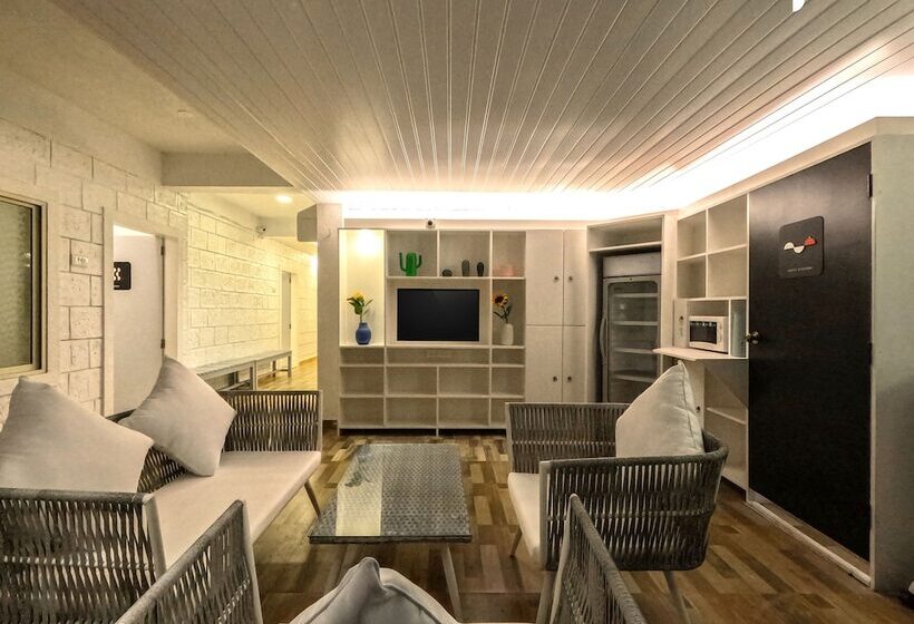 فندق Privystays Kurul Villa