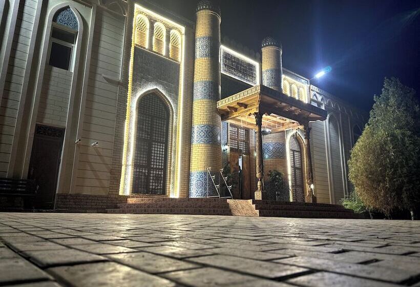 ホテル Qibla Tozabog