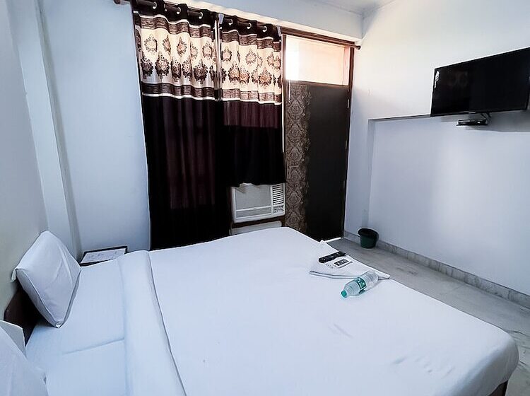 酒店 Roomshala 117 Shubham Residency