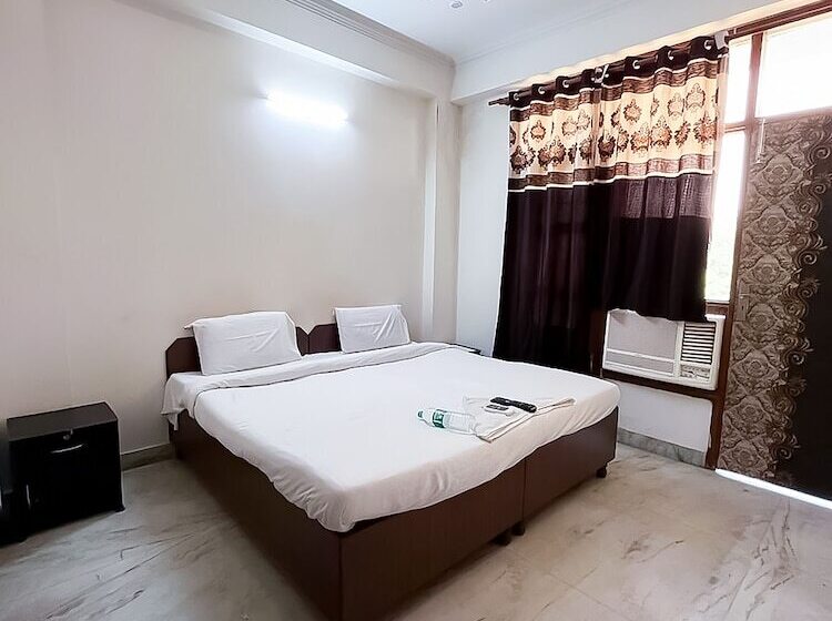 酒店 Roomshala 117 Shubham Residency