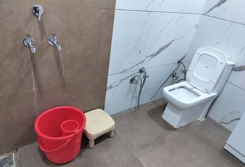 فندق Royal Palace