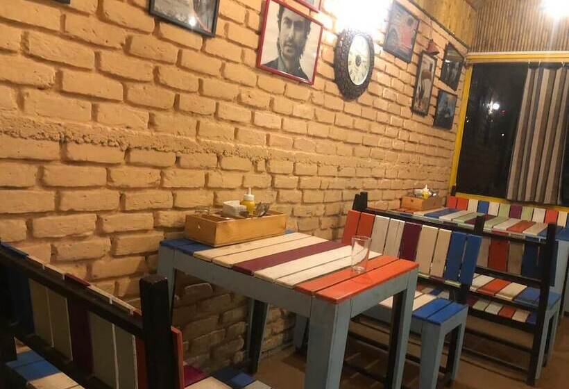 Отель Saanjh Resorts Pangot