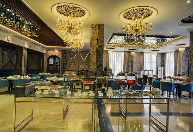 Отель Sarovar Portico Saharanpur