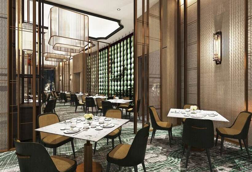 호텔 Sheraton Kuching