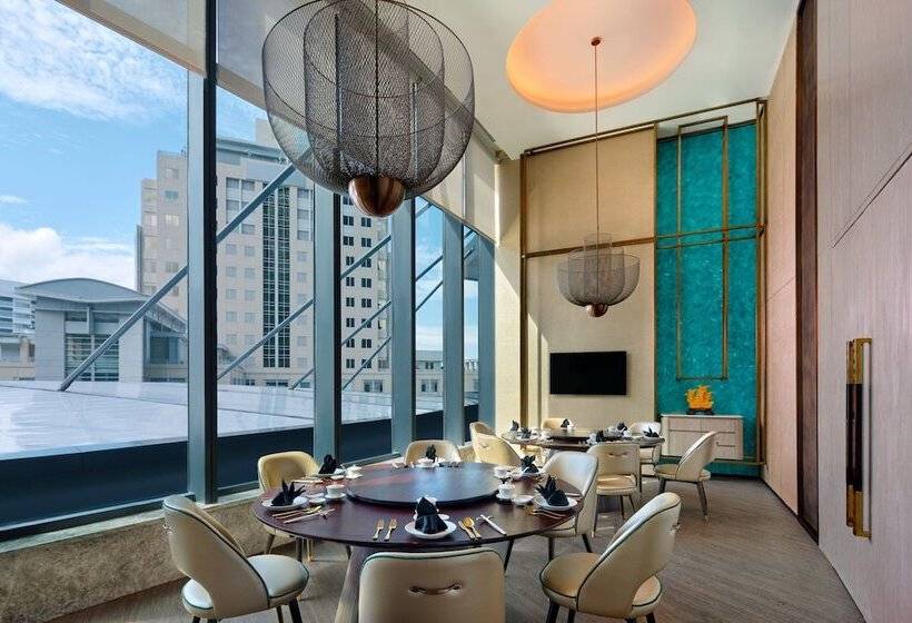 호텔 Sheraton Kuching