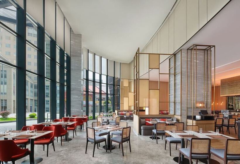 호텔 Sheraton Kuching